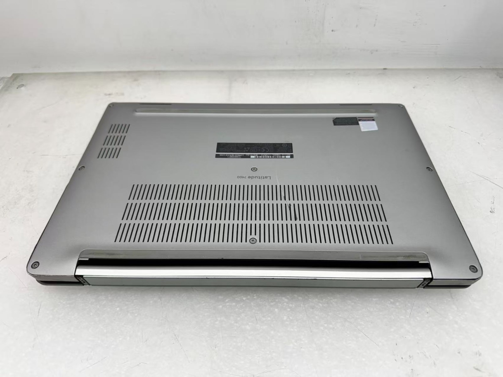 Dell Latitude 7400 14″ FHD i7-8665U@1.9GHz 16GB RAM 256 SSD Windows 11 *Read*