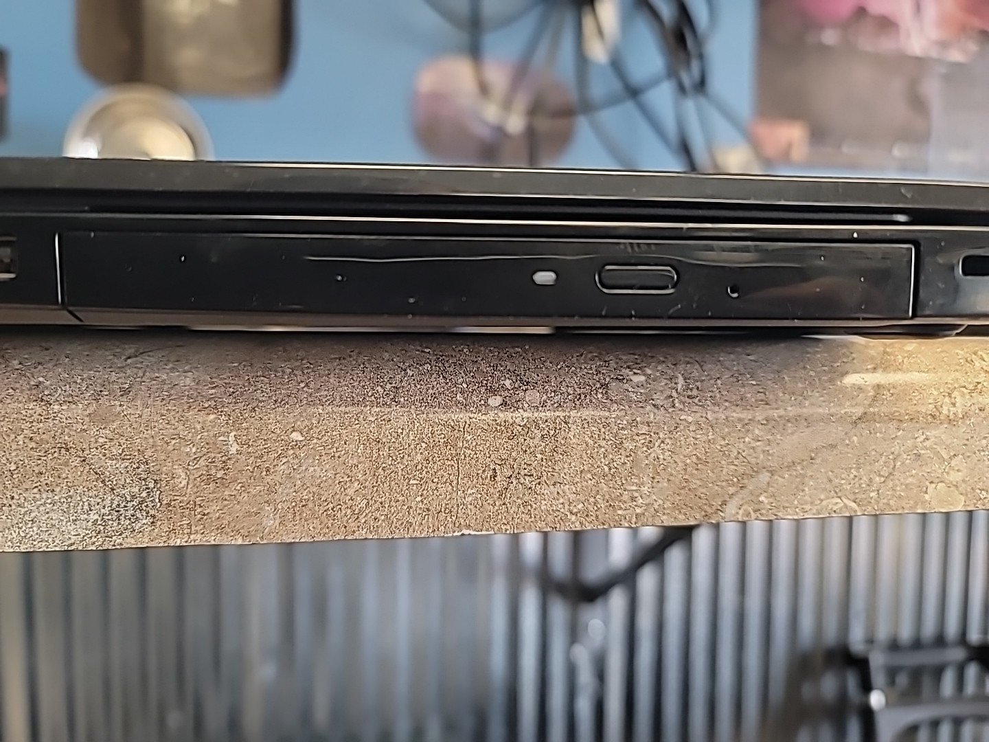 Dell Inspiron 15 3558, Core i3-5015U, 6gb RAM, 15.6″, No HDD, Working, As Is