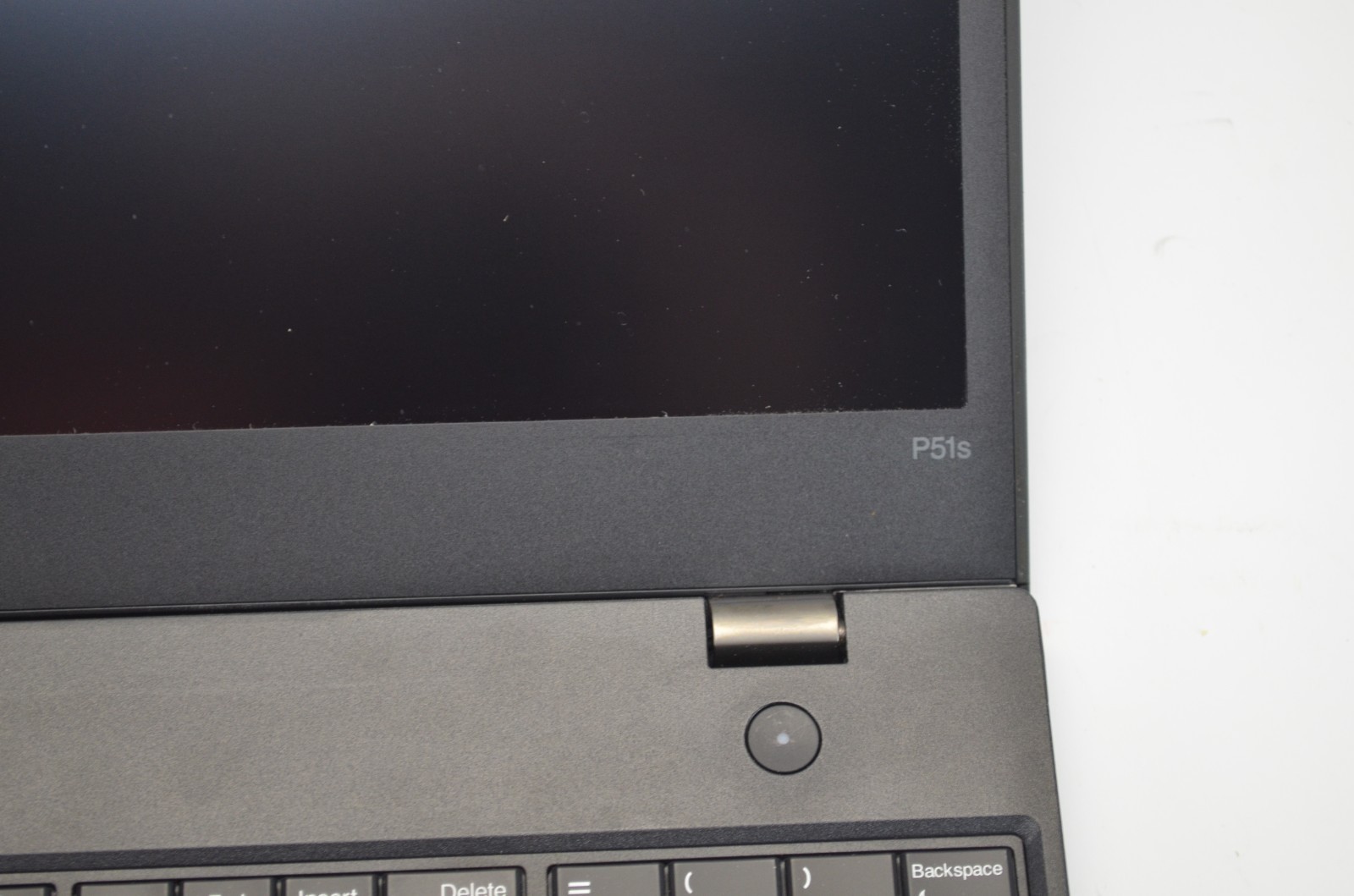 Lenovo P51 15″ i7 6500U 2.5GHZ 16GB RAM Nvidia M520M No SSD/Caddy/Charger