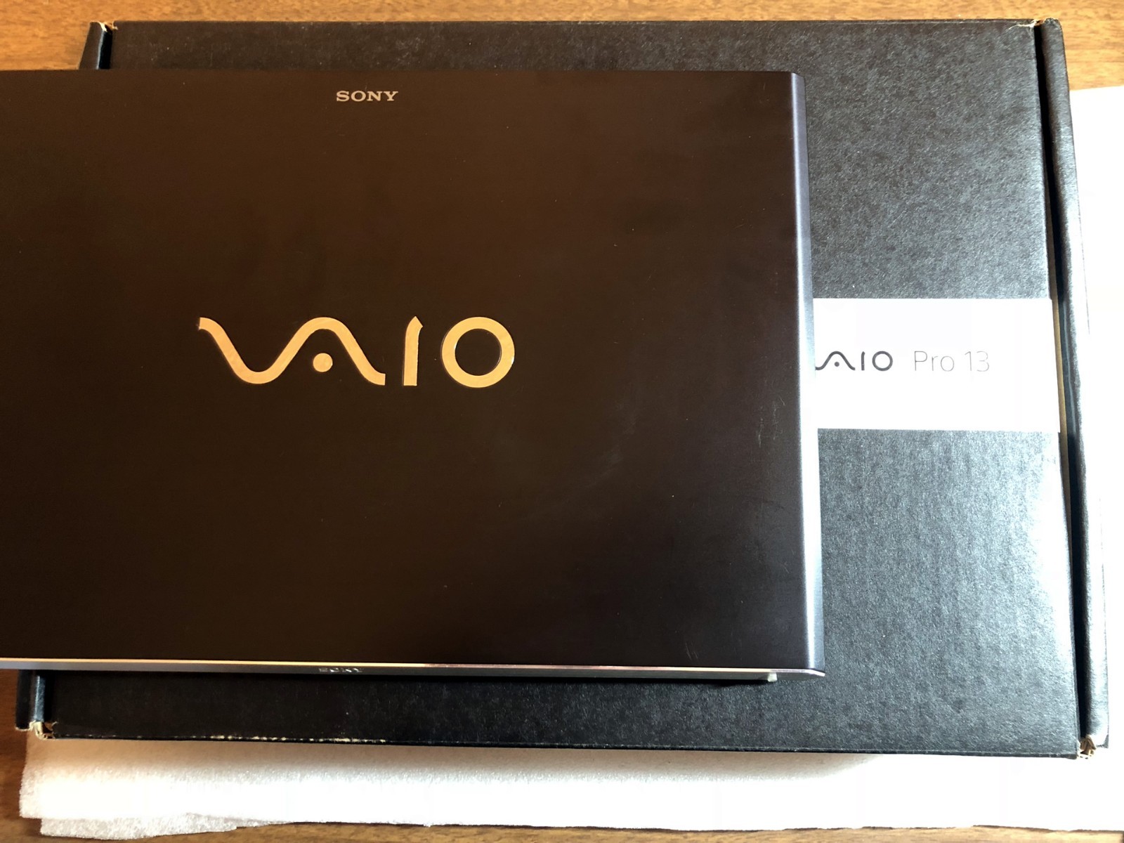Sony Vaio Pro 13 SVP13213CXB TOUCH 1080P Ultrabook (intel i5, 4GB Ram,128GB SSD)