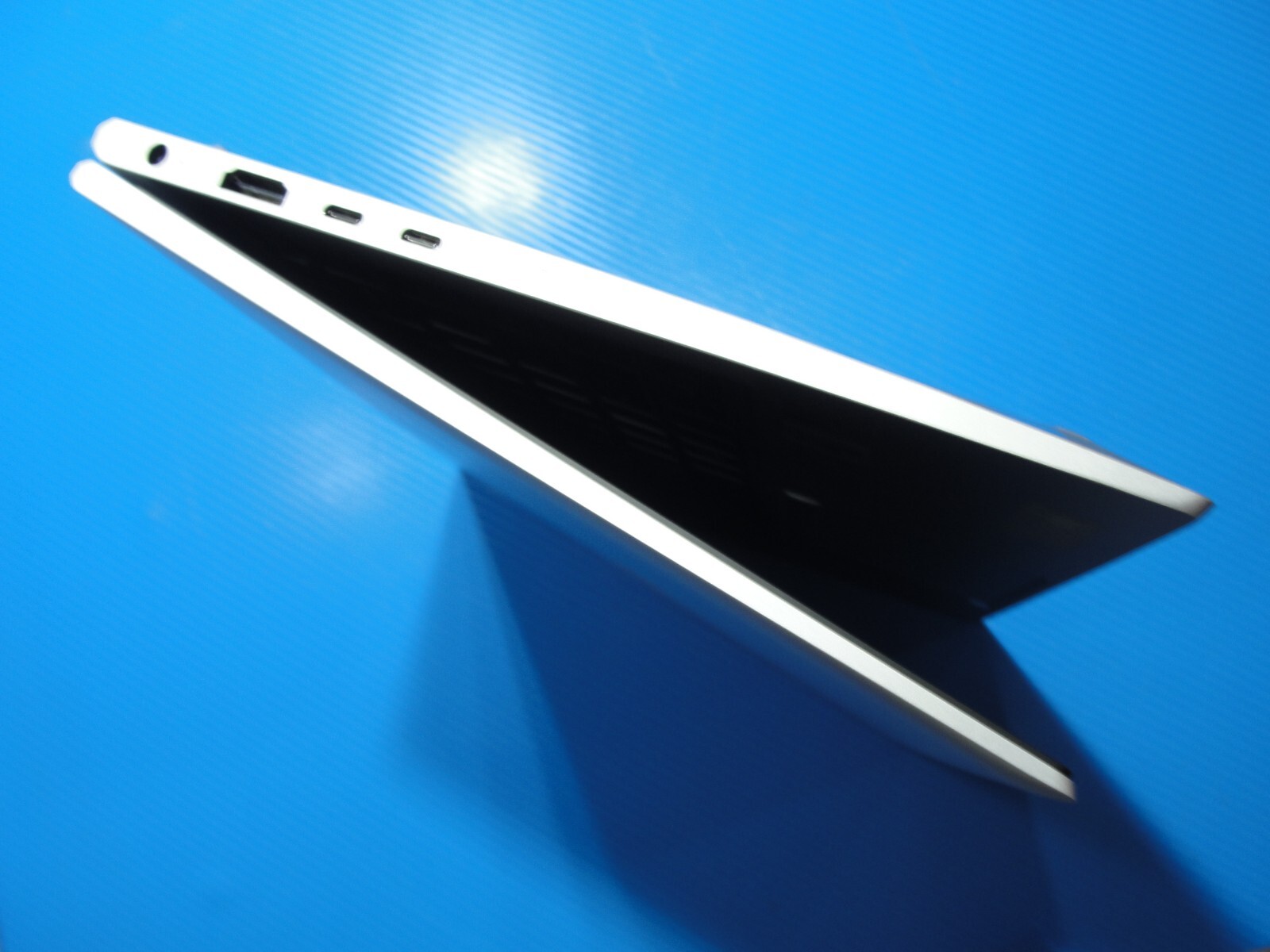 HP EliteBook 840 G7 FHD Core i7-10610U 1.8GHz 8GB 256GB SSD + Charger original