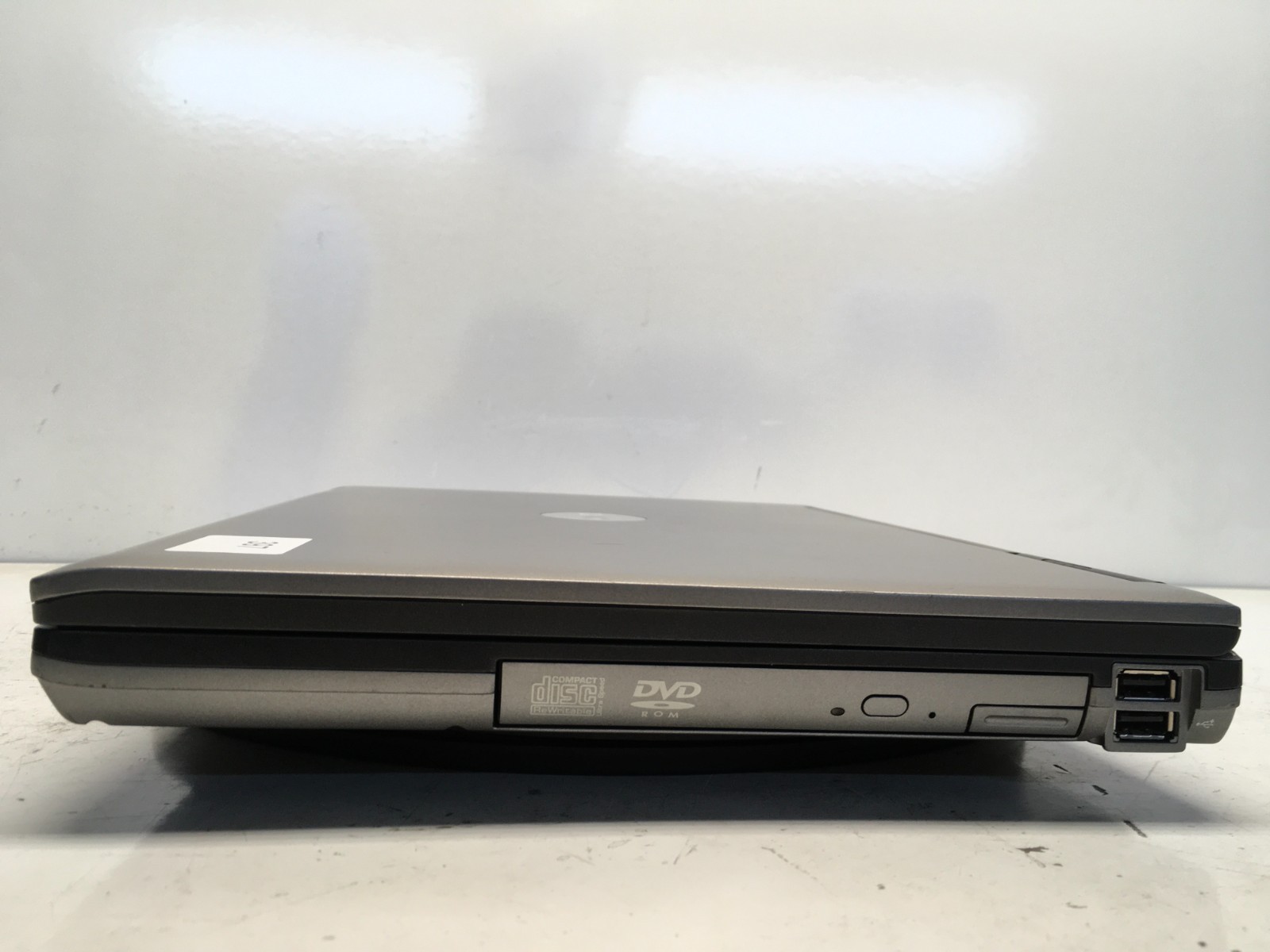 Dell Latitude D830 Intel Core 2 Duo 06FD 2GHz 512 MB 500 GB Windows XP