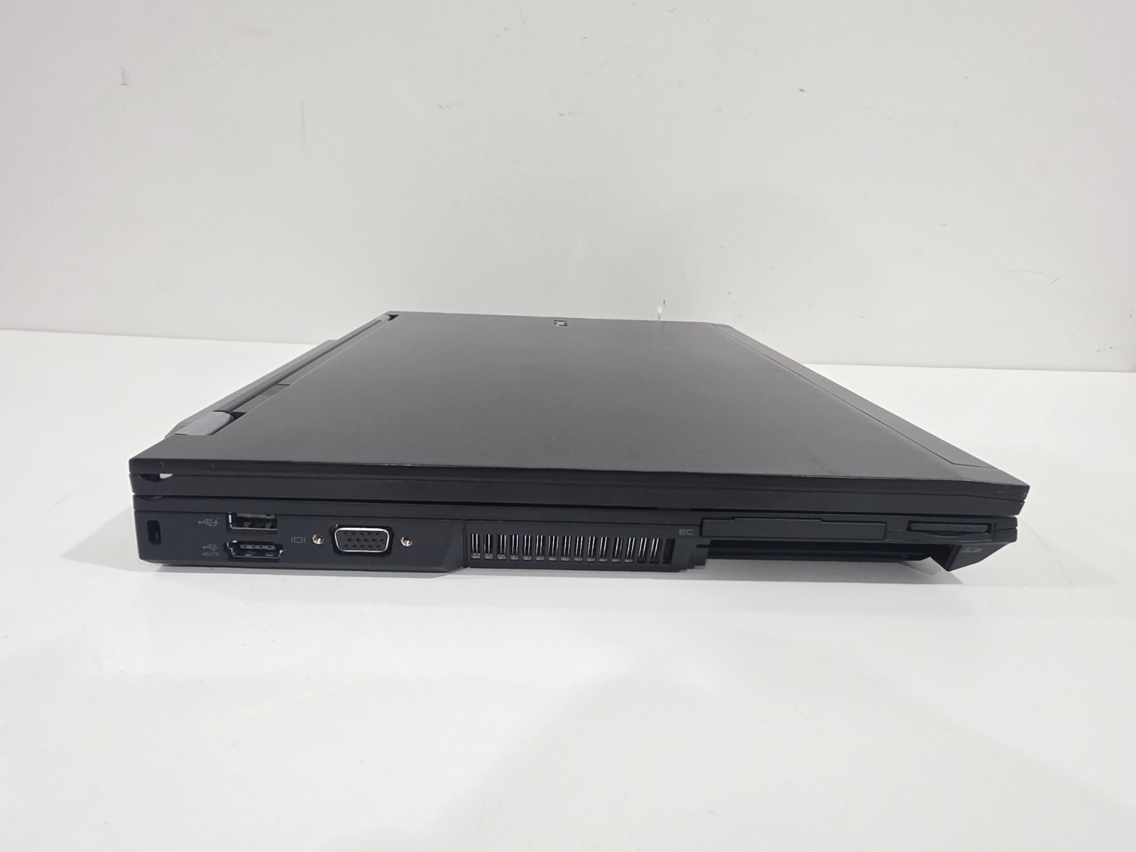 Vintage Dell Latitude E6500 Intel Core2 Duo CPU T9400 4GB Webcam Bluetooth