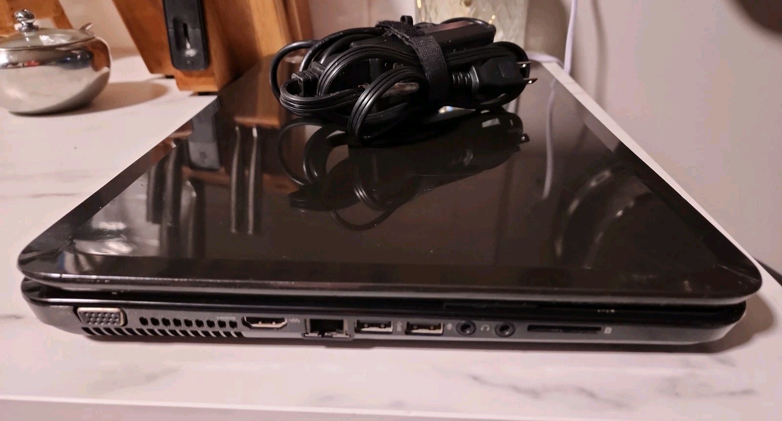 HP Pavilion G7-2270US 17.3″ Intel i3-3110M 2.4GHz, 6 GB Ram, 700GB HHD, Win 10 P