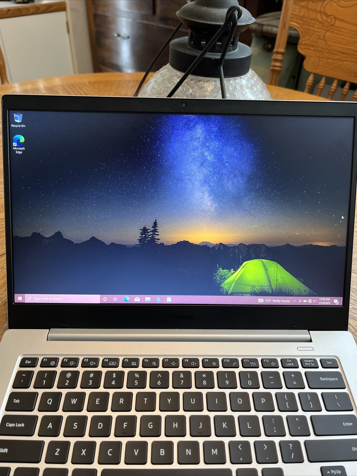 Samsung Galaxy Book 14″ (128GB SSD, Qualcomm Snapdragon7C, 2.55 GHz, 4GB)…