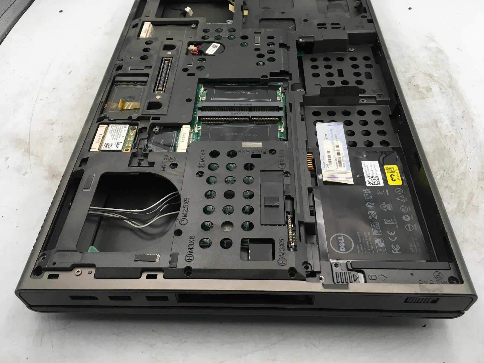 DELL PRECISION M6600 – FOR PARTS/MISSING PARTS – INTEL I5 2ND GEN – NO RAM – BB!