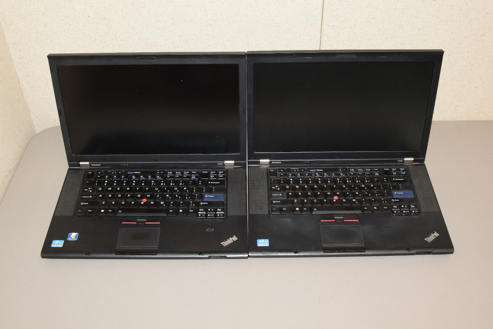 DEAD JUNK Lot 2 Lenovo Thinkpad T520 15.6″ Laptop Incomplete AS IS Parts Repair