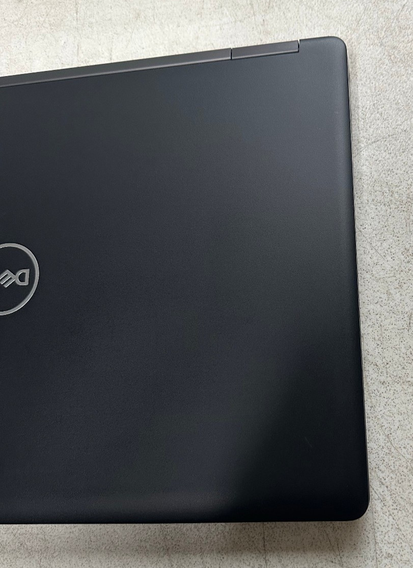 Dell Latitude 5590 15.6 FHD (i5-8250U @1.60, 8GB RAM, Boot To Bio) NO HD/ADAPTER