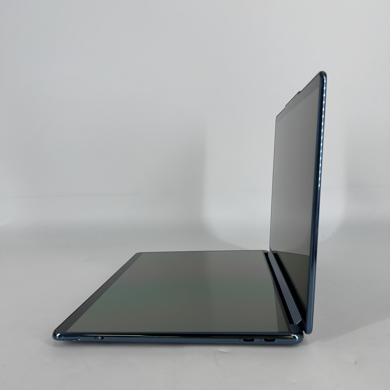 Lenovo Yoga Book 9i 13.3 Blue QHD+ TOUCH 1.7 GHz i7-1355U 16GB 512GB SSD Good