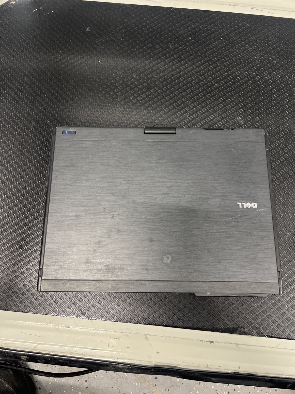 Dell Latitude XT2 12.1″ Core 2 Duo U9400 1.4Ghz 1 GB RAM NO DRIVE 2-in-1 AS IS!!