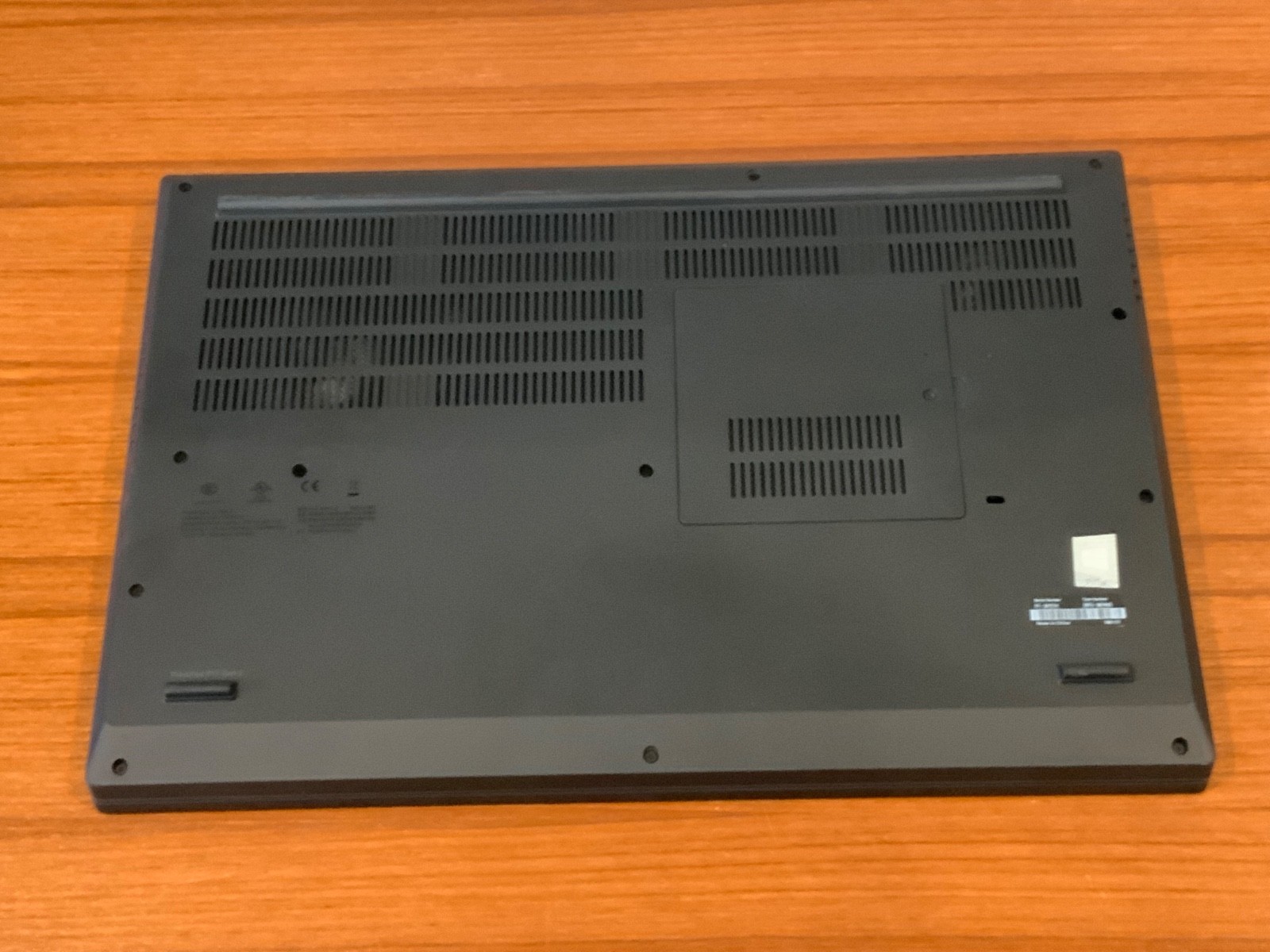 Lenovo ThinkPad P17 Gen 2 17.3″ 1.5TB NVME i7-11850H 32GB Win11 Laptop RTX A2000