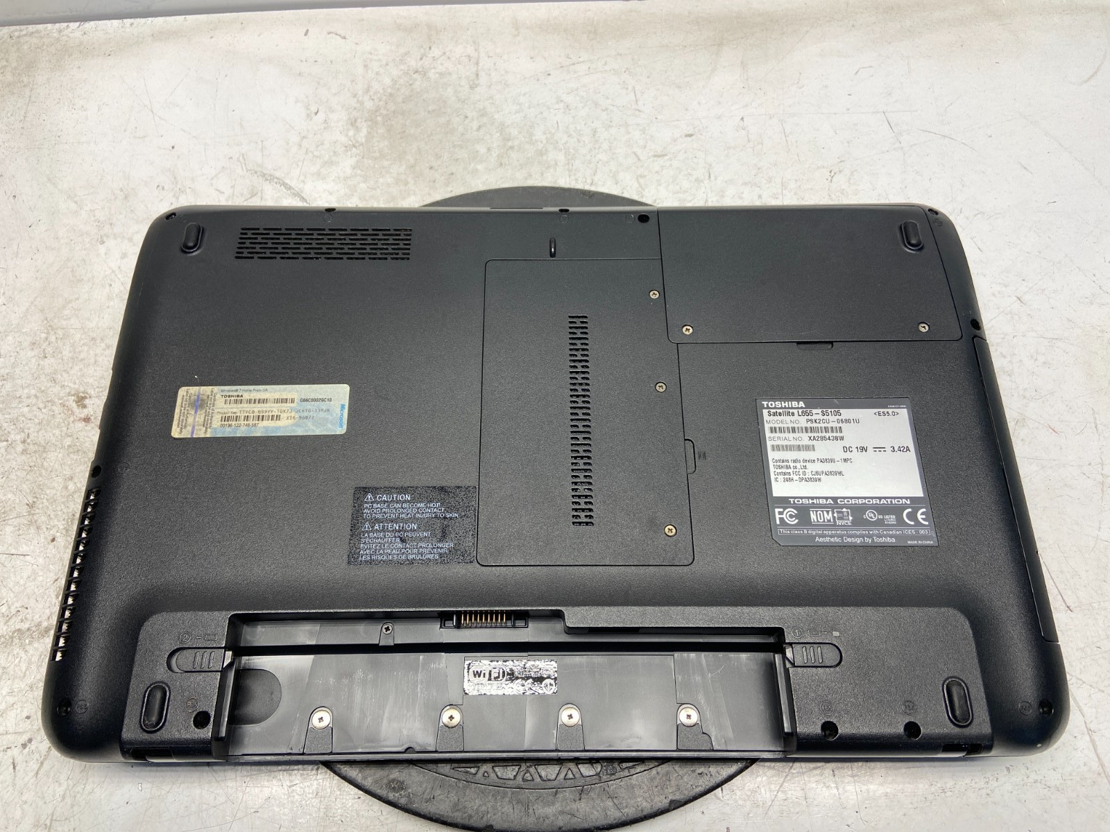 Toshiba Satellite L655-S105 Intel i3-M370 2.4GHz 4 GB NO HDD