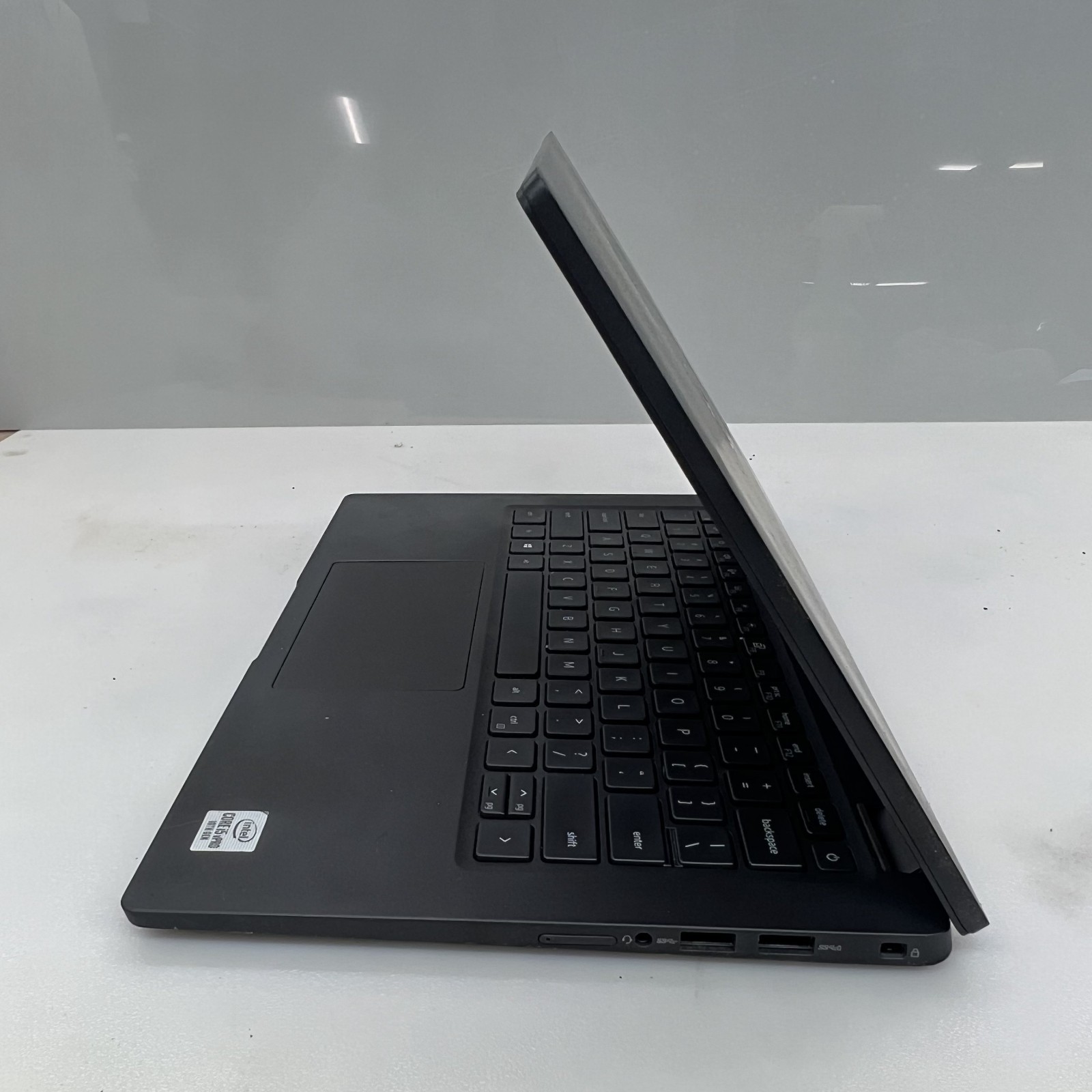 DELL LATITUDE 7410 i5-10310U @ 1.70GHz 16GB RAM NO OS/SSD FOR PARTS/REPAIR