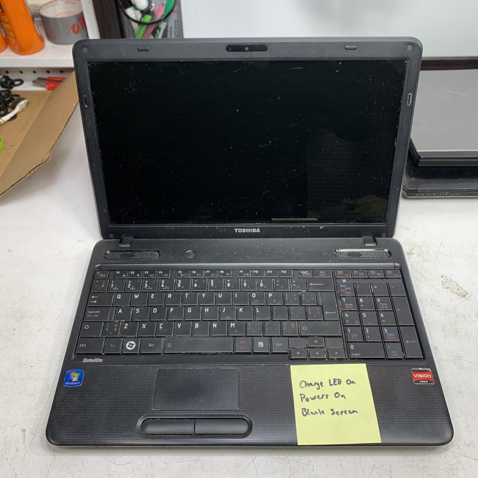 🍋Toshiba Satellite C650D 15.6″ Computer Laptop For Parts Or Repair🍊