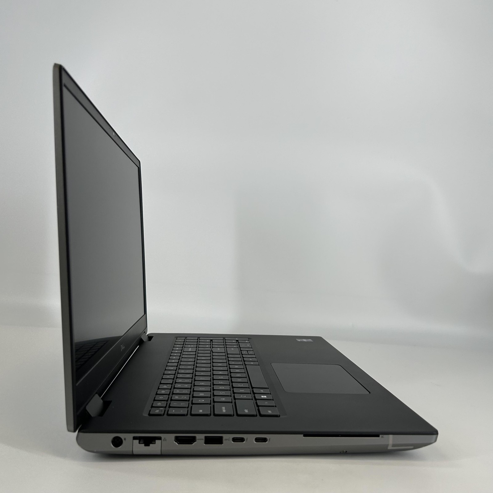 Dell Precision 7770 17.3 FHD 2.3 GHz i9-12950HX 32GB 512GB SSD NVIDIA RTX A5500
