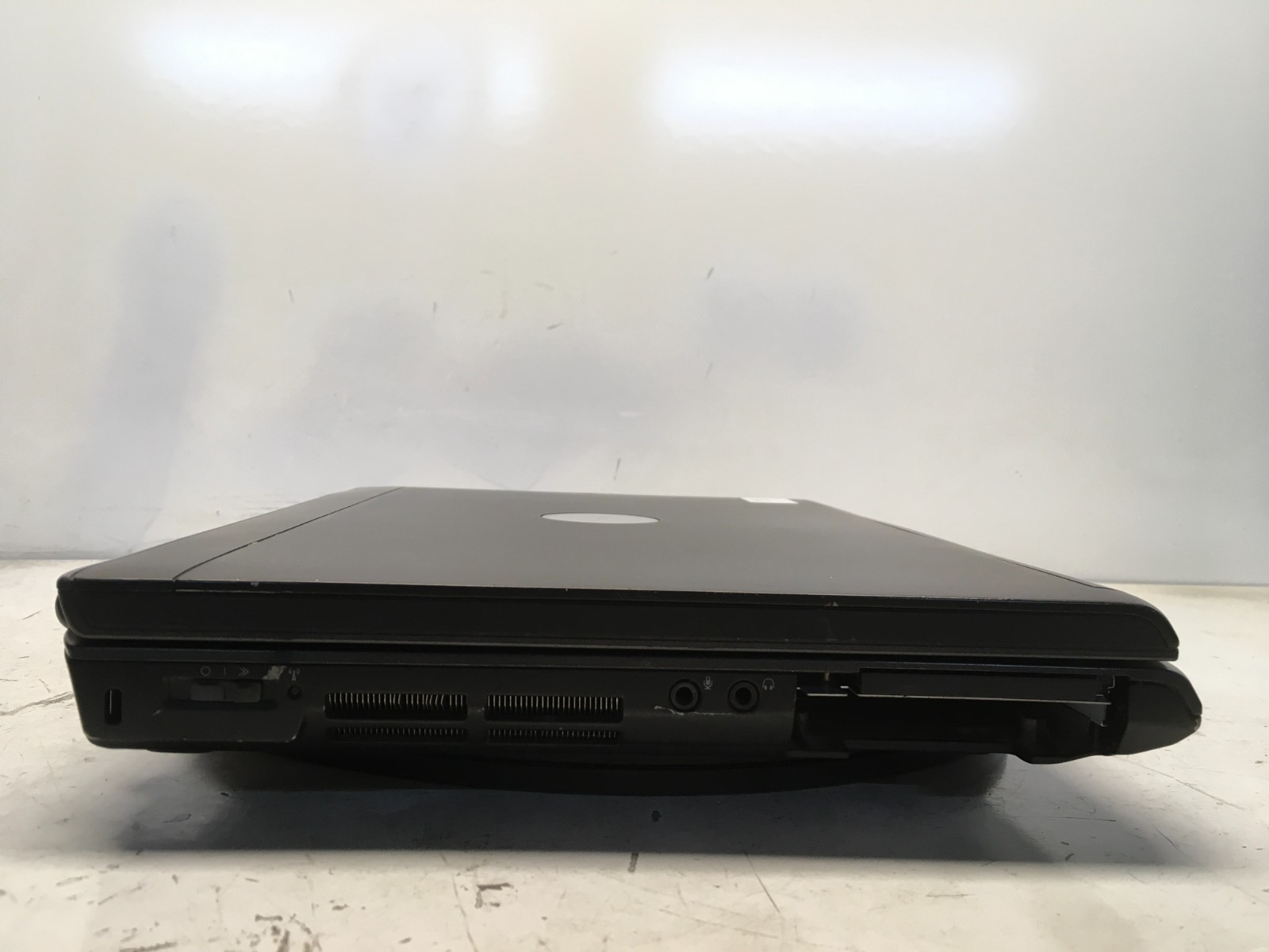 Dell Vostro 1500 Intel Core 2 Duo 06FD 1.4GHz 3 GB NO HDD