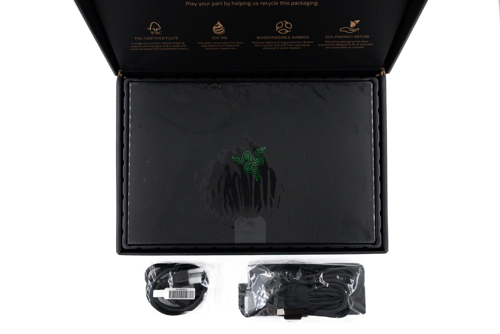 Razer Blade 15 Gaming Laptop – i9-12900H RTX 3070 Ti 16GB RAM 1TB SSD – NEW OB