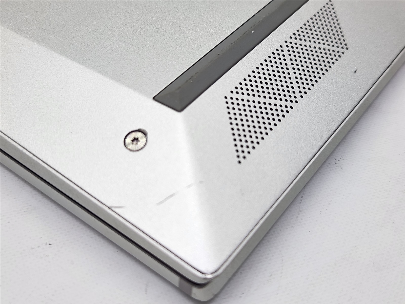 HP Elite x360 1040 G8 Touch Core i7-1185G7 16GB RAM 512GB SSD 2IN1~NO AC ADAPTR~