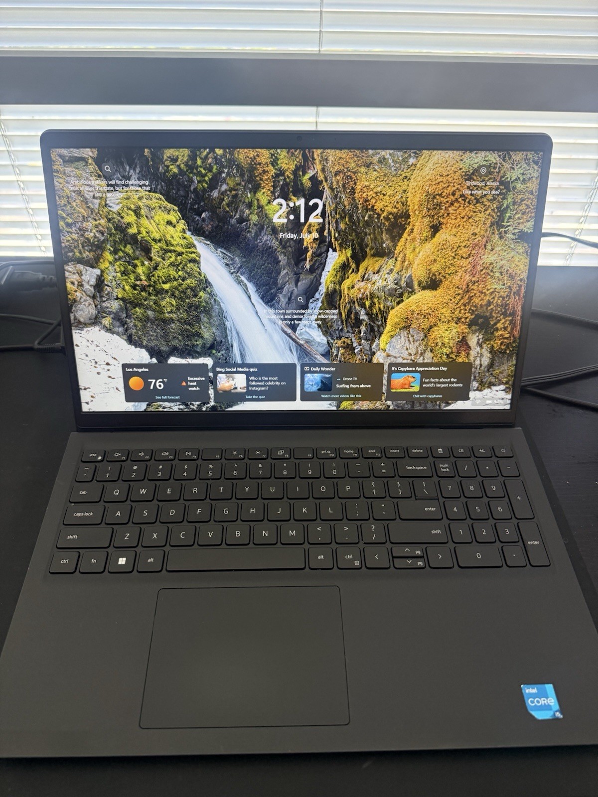 Dell Inspiron 15 3520 Laptop