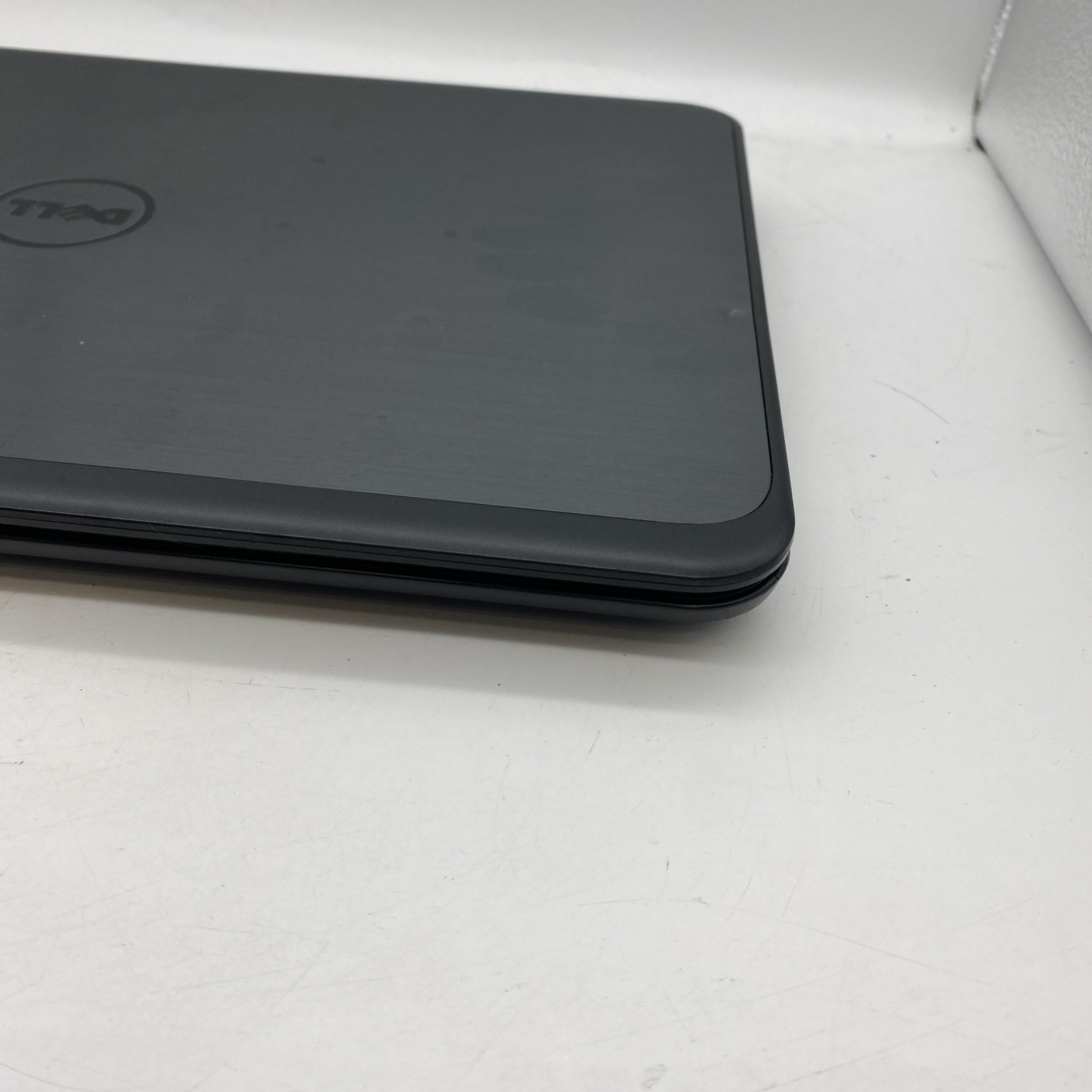 Dell Latitude 3540 15″ Laptop Intel Core i3-4th, 8GB Ram, No Drive, No OS (Q4)