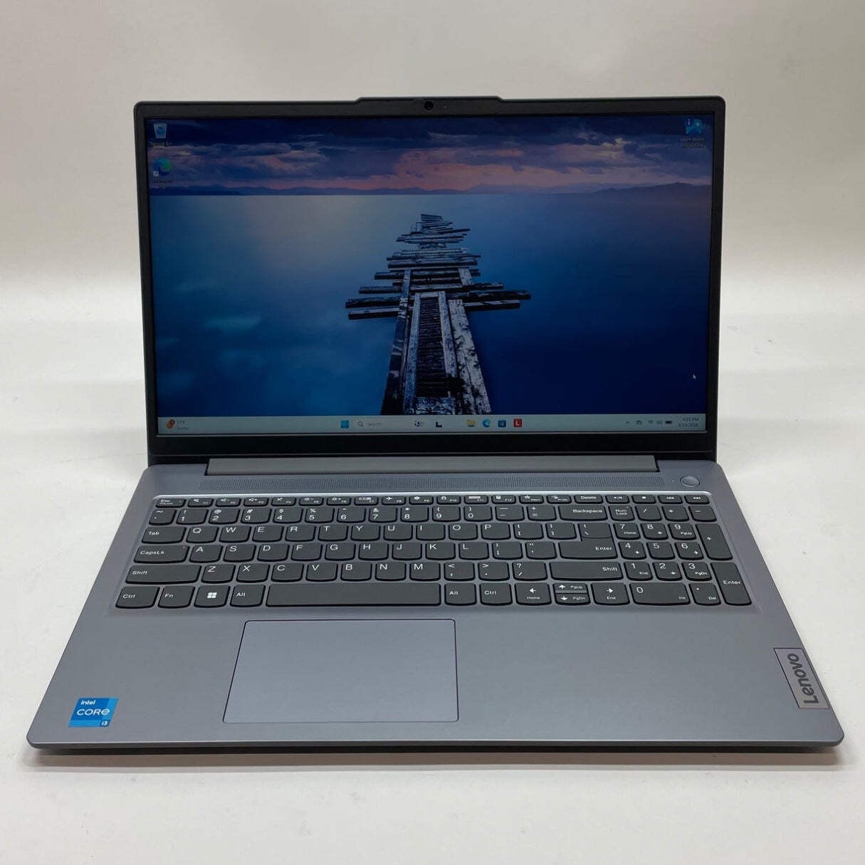 Lenovo IdeaPad Slim 3 15IAN8 15.6″ i3-N305 1.8GHz 8GB RAM 128GB SSD