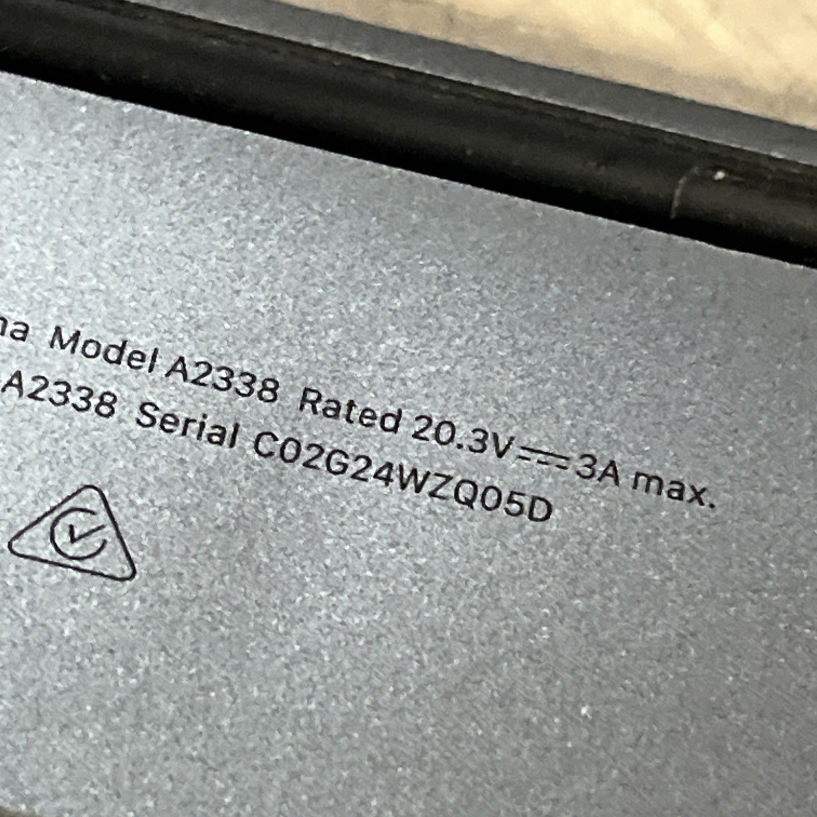 APPLE MACBOOK PRO “M1″ 8 CPU/8 GPU 13” 3.2GHZ 8GB RAM 256SSD