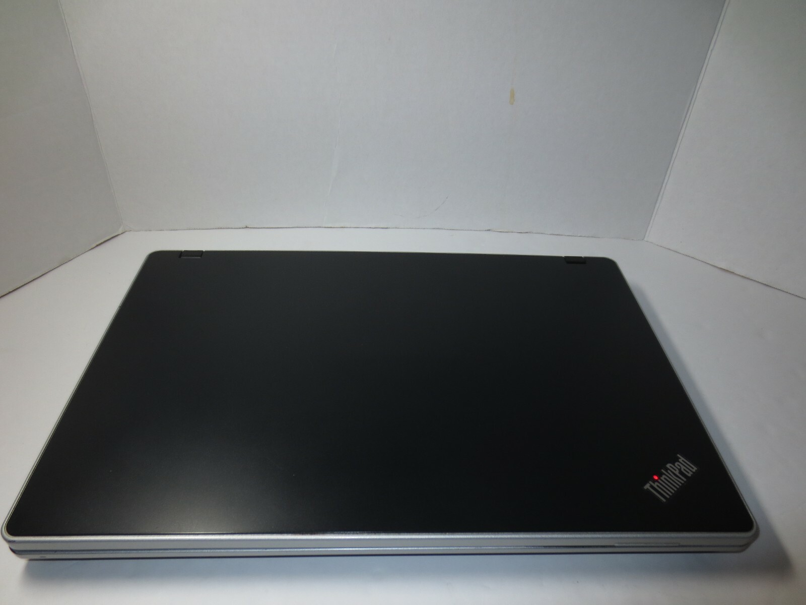 LENOVO THINKPAD EDGE 15.6″ 0319-25U COREi3 M370@2.4GHZ 4GB RAM 250GB SSD WIN7 O