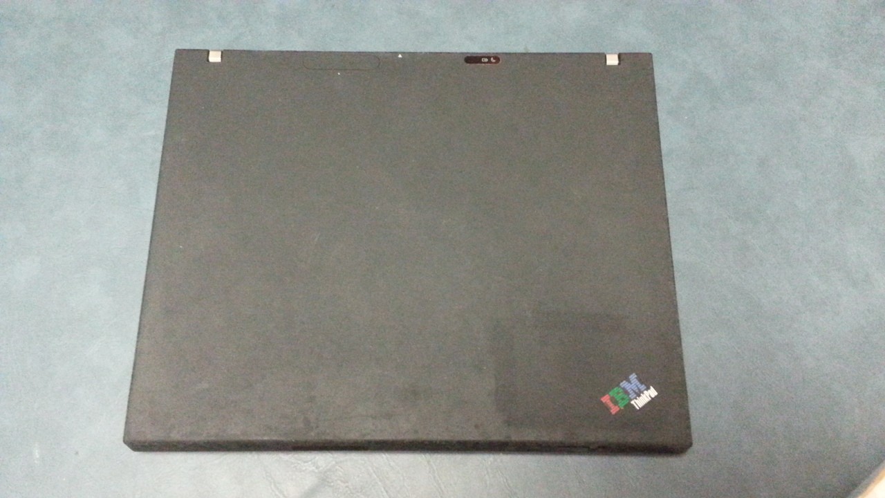 IBM T43 15″ low 23hrs LCD FLEXVIEW XP COLLECTOR SAMSUNG 160GB THINKPAD