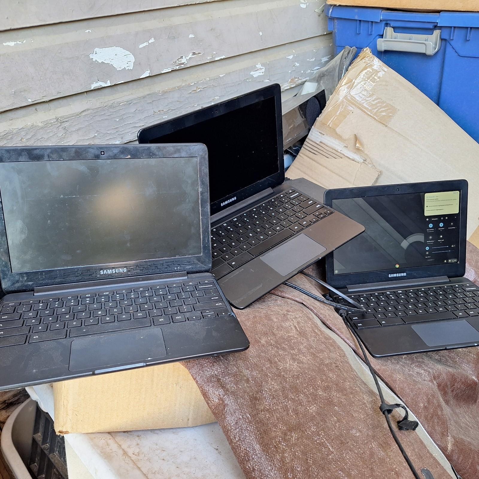 lot of 3 tested Samsung Chromebook 3 XE500C13 11.6 in 2GB RAM 16GB read 4details