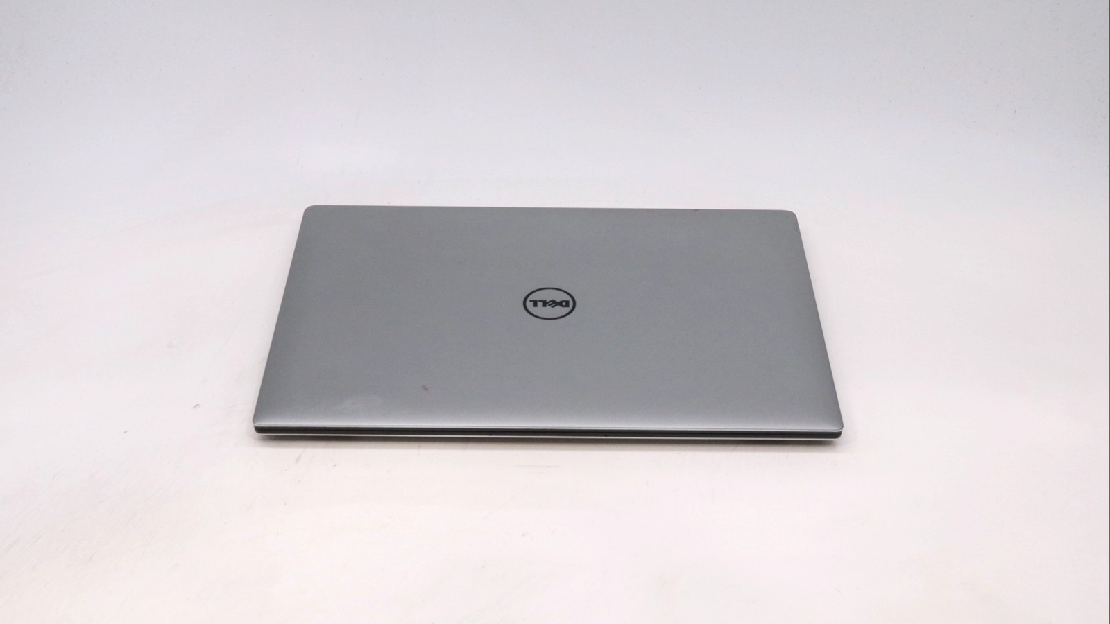 Dell Precision 5510 15 32GB 512GB Gray 2015 – Used Very Good
