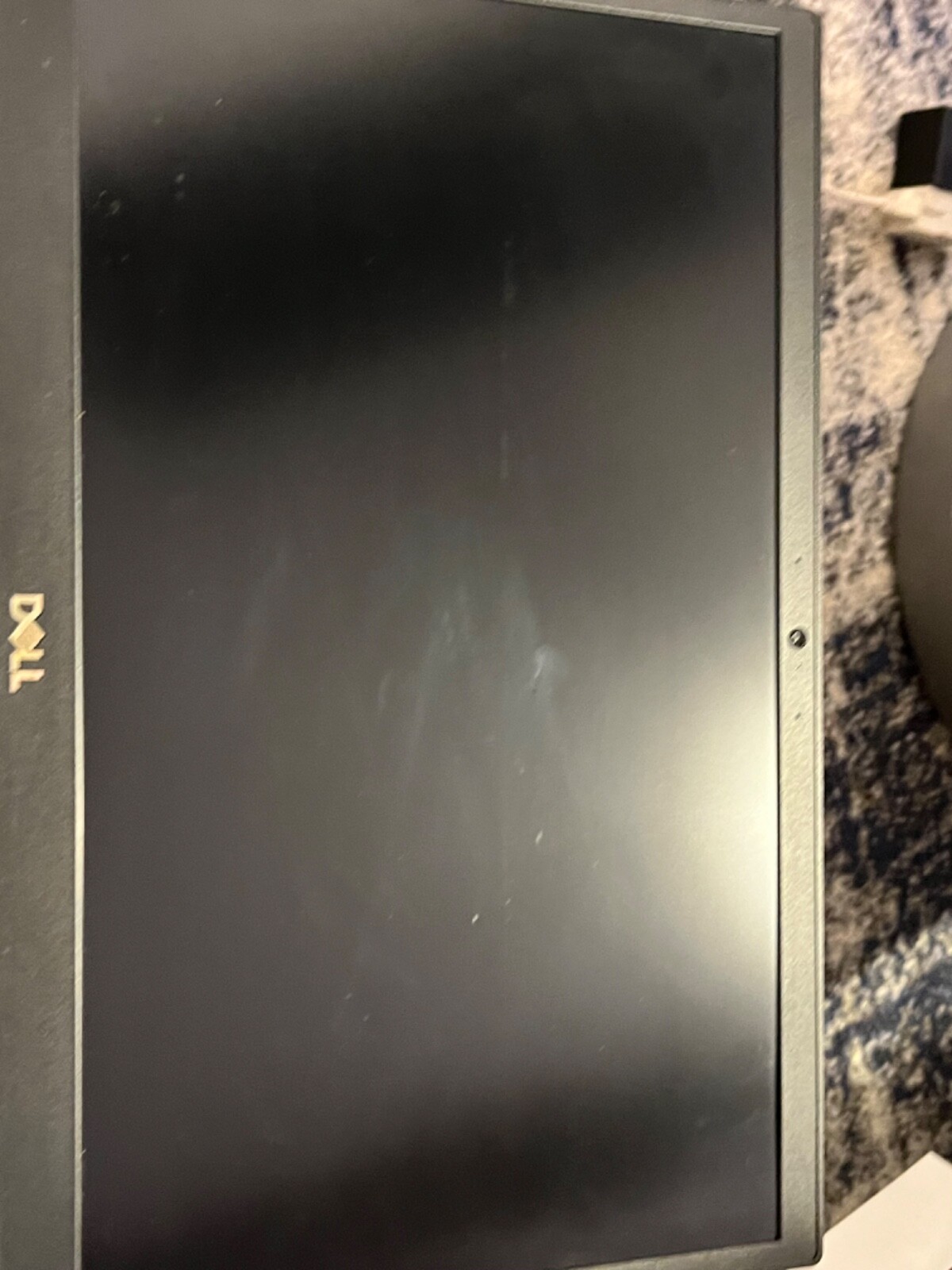 Dell g5 gaming pc. Silver with light up keyboard 