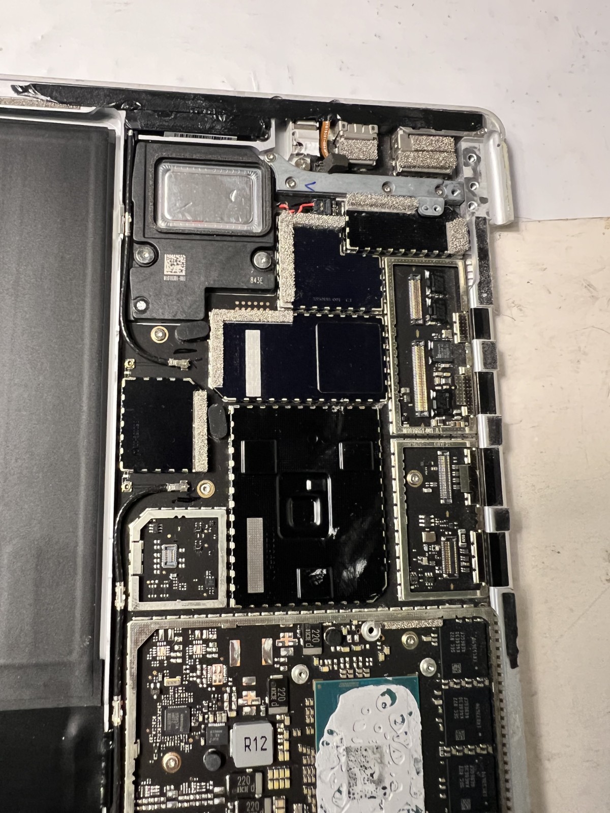Microsoft Surface Laptop 13.5 inch 1769 MOTHERBOARD + Chassis + NONOEM batteries