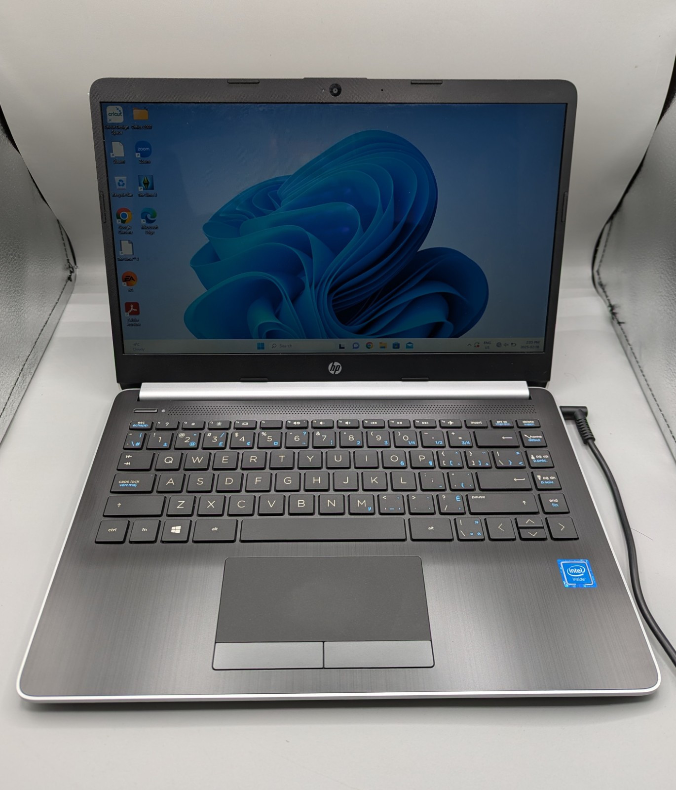 HP 14-cf2112wm 14″ (64GB eMMC, Intel Celeron N4120, 1.10GHz, 4GB RAM) Laptop…