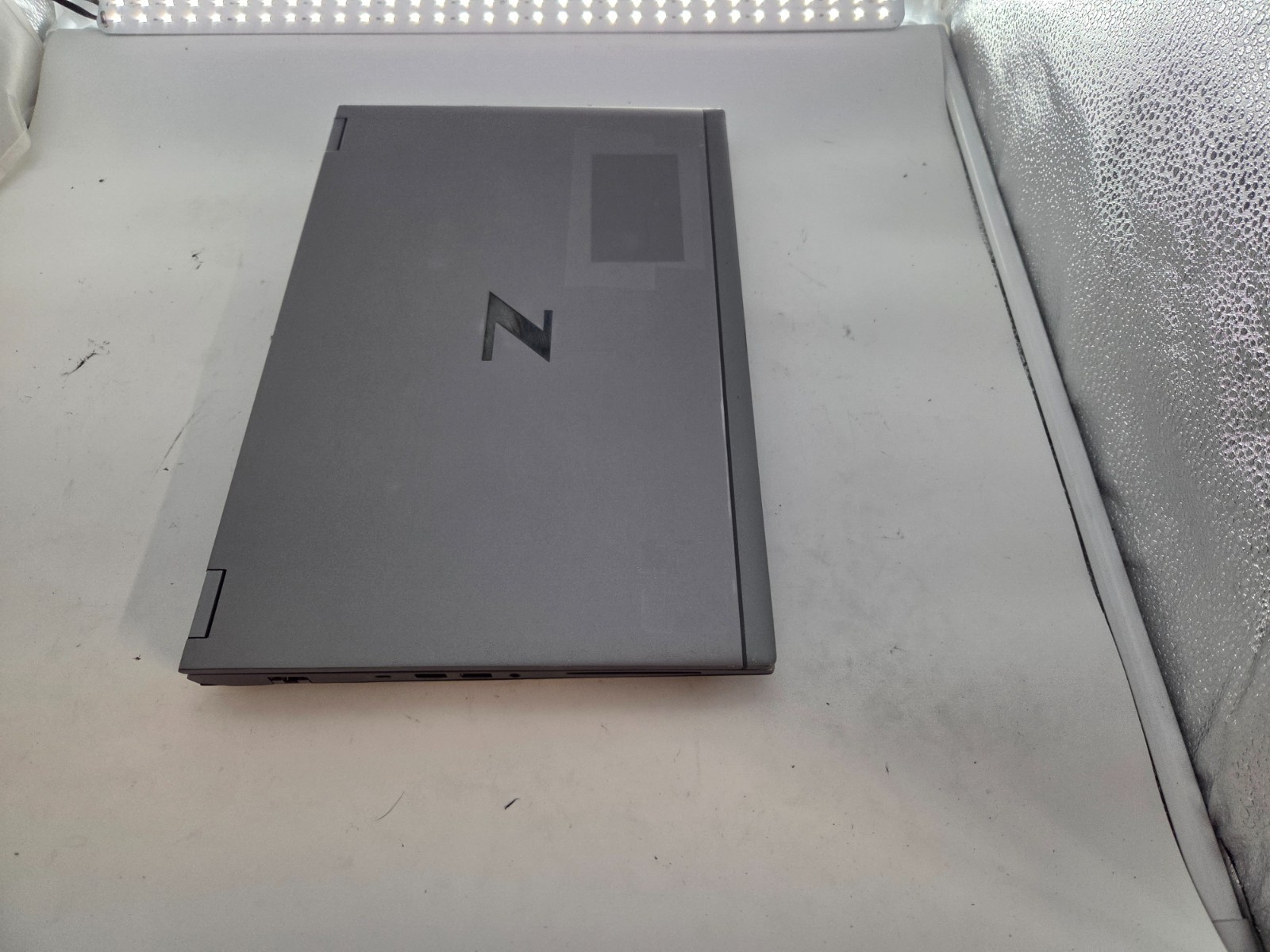 ZbookFuryG7 Gamer w/charger.Hybrid Gfx.i7-10850H(6Cores).16GB.256GB NVMe..15″FHD