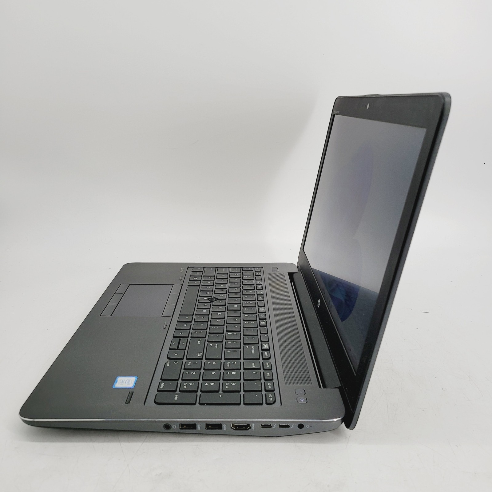 HP ZBOOK 15 i7-7700HQ 50GB RAM 180GB NVMe 15.6″ Quadro M1200 Laptop Win 11