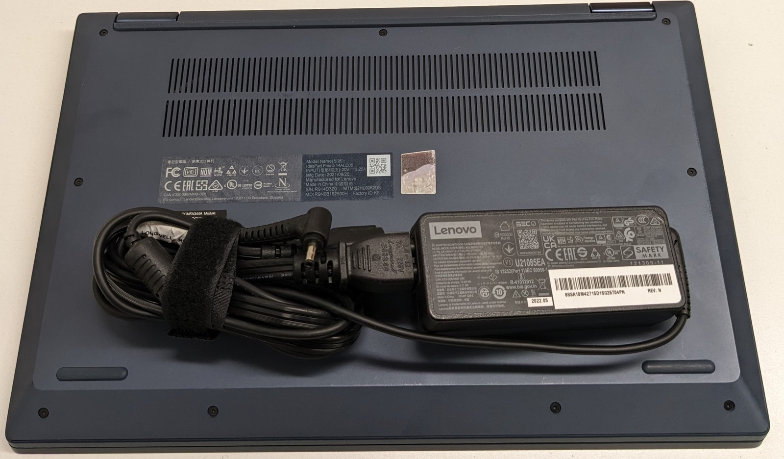 Lenovo Ideapad Flex 5 14ALC05 R5-5500U@2.1GHZ, 8GB, 256GB