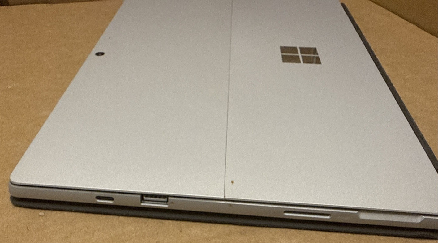 Microsoft Surface Pro 7 12.3” i5-1035G4 8GB RAM 128GB SSD Without Power Adapter