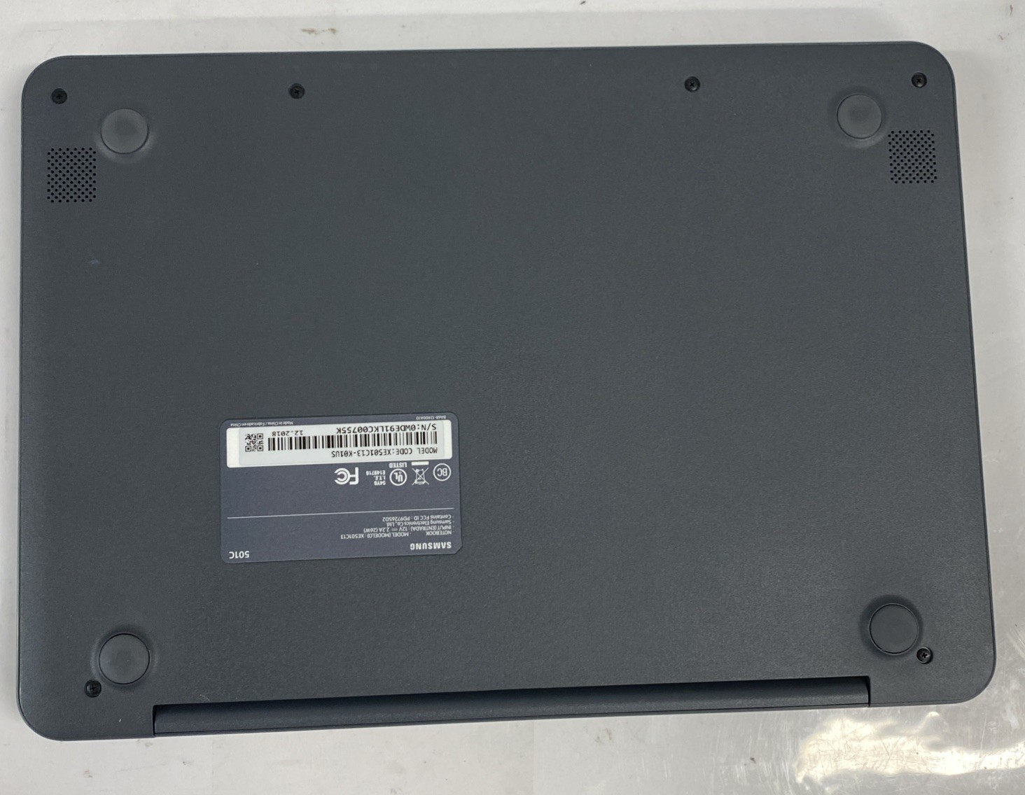 Samsung Chromebook XE501C13 – Intel Celeron 3060 2GB RAM 16GB SSD – OEM Charger