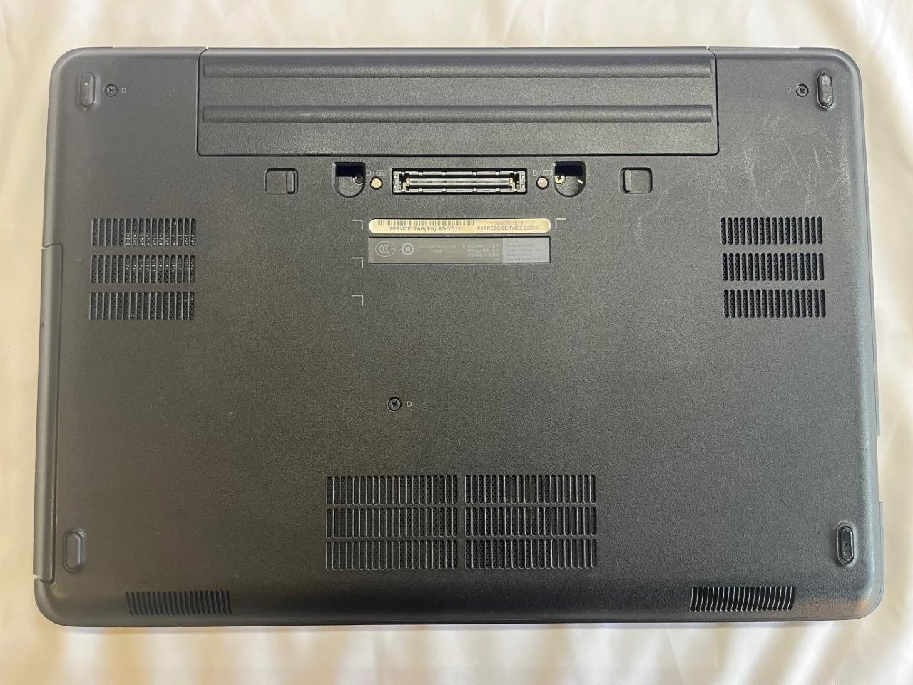 Dell Latitude E5440 Intel(R) Core(TM) i3-4010U CPU 4gb 256gb