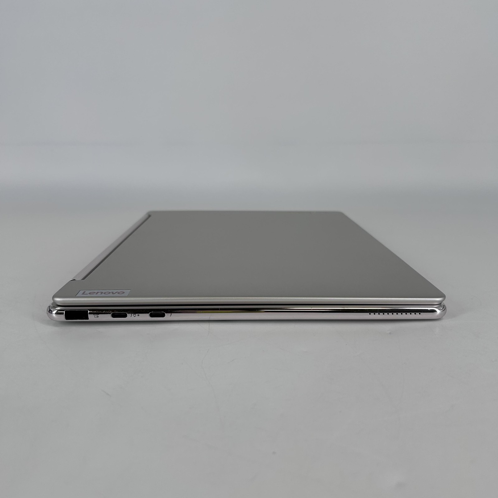 Lenovo Yoga 9i 14 QHD+ TOUCH 2.1 GHz i7-1260P 16GB 512GB SSD Very Good