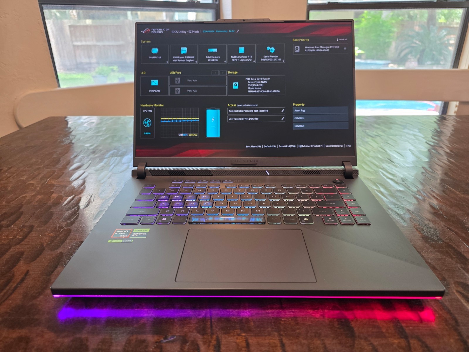 ASUS ROG Strix G16 – 16″ FHD+ 165Hz, Ryzen 9 8940HX, RTX 5070Ti, 16GB RAM, 1TB