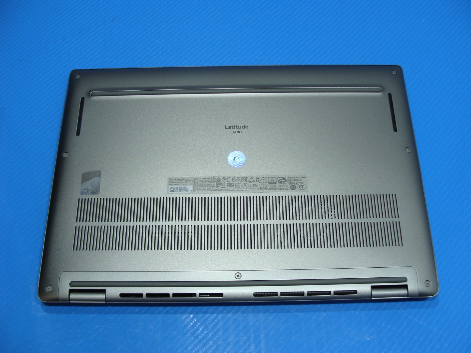 Dell Latitude 7440 14″FHD+ i7-1365U 1.8GHz 16GB 512GB SSD Win 11 Pro Warranty!