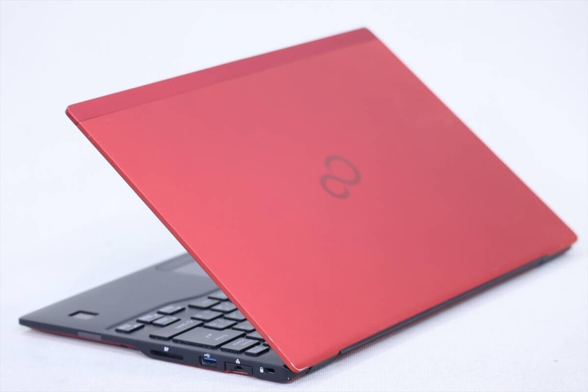 Fujitsu Lifebook U939/B Core i5 8365U 1.6GHz RAM 8GB SSD 256GB From JP