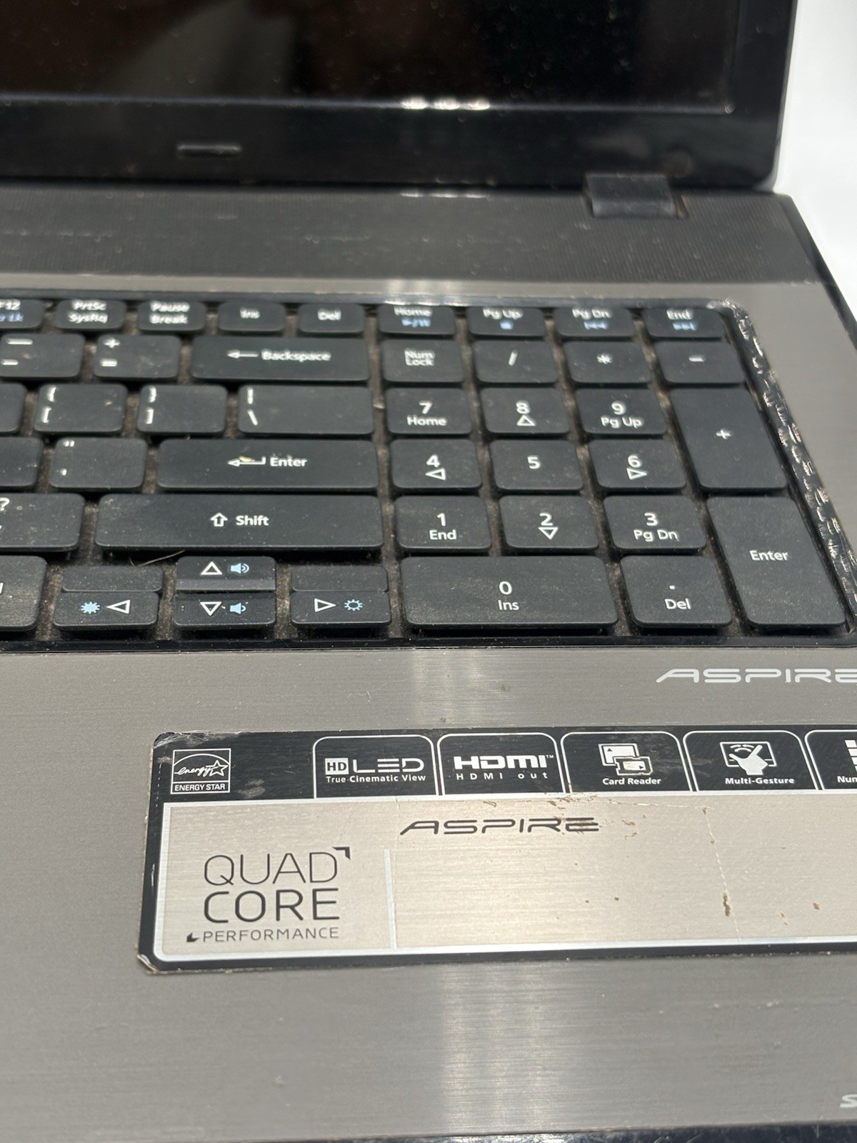 Acer Aspire AS5253-BZ602 Laptop AMD Quad-Core FOR PARTS OR REPAIR