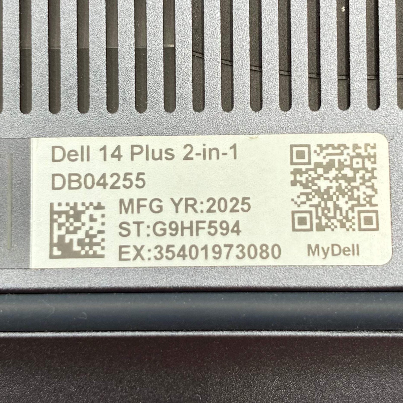 Dell 14 Plus 2 in 1 14in AMD Ryzen AI 7 16GB 1TB DB04255 Black BROKEN LCD