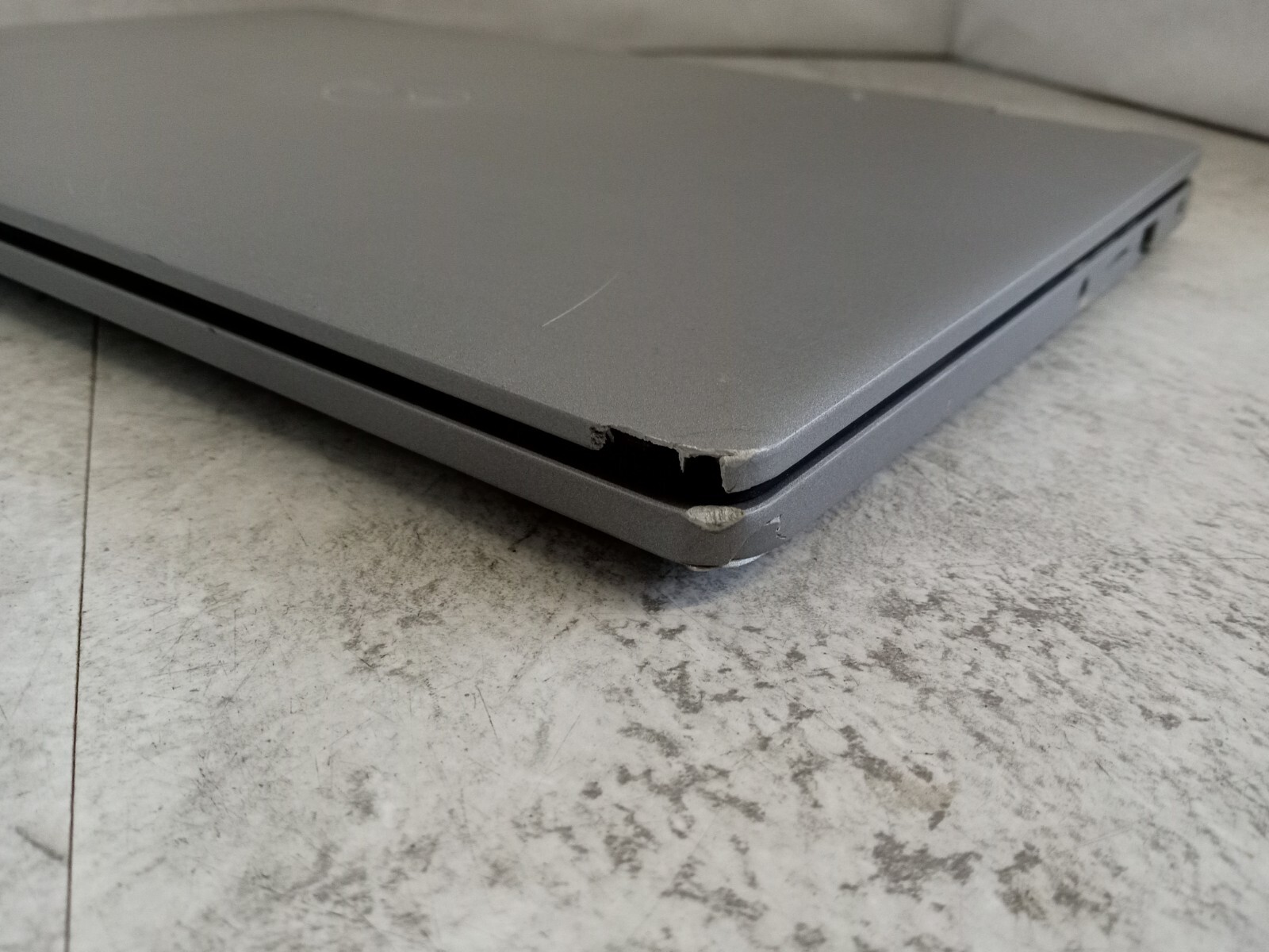 Dell Latitude 3310 13.3″ FHD 2in1 – Pentium 5405U – READ – CRACKED GLASS -RR