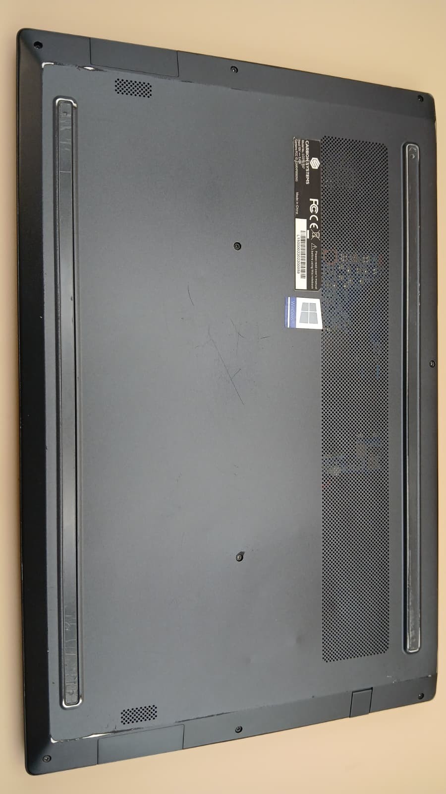 Carbon Systems Iridium 15 i7-10510U 16GB RAM 512GB SSD 15.6″ FHD Windows 11