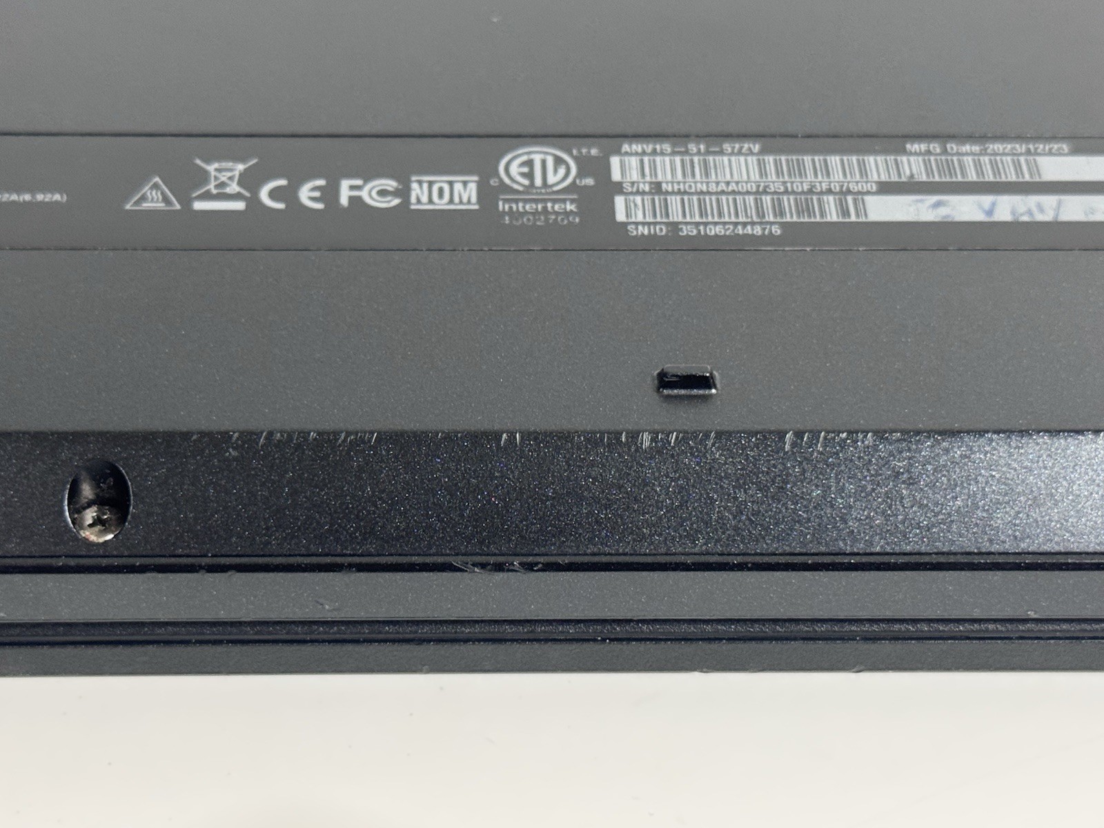 Acer Nitro V 15 165Hz FHD i5-13420H 16GB 512GB SSD RTX 4050 READ