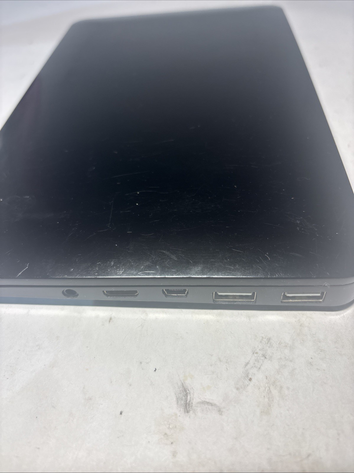 Icraig Model CLP291 Dual Core Android 4.4.2 4GB Slimbook Read Description