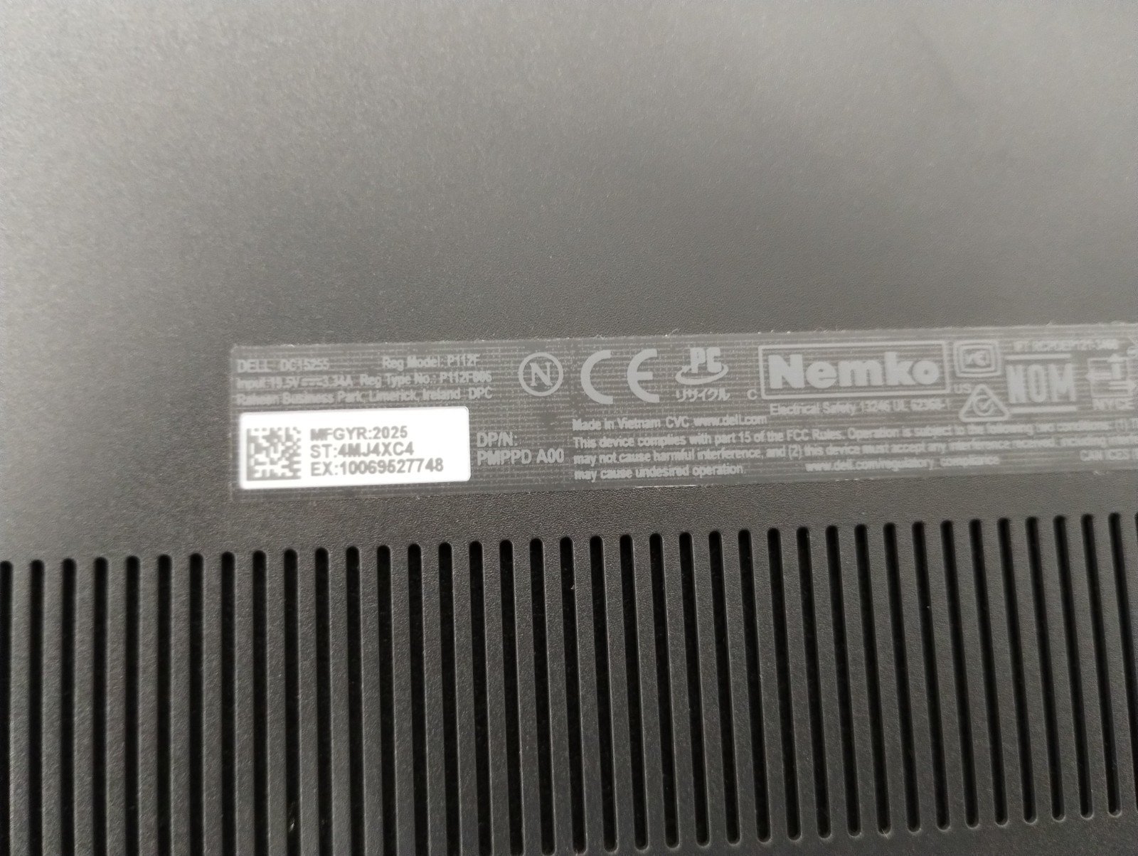 DELL 15 DC15255 G8MK9, AMD Ryzen 7 7730U, 2.00 GHz, 16 GB RAM, 512 GB NVMe SSD